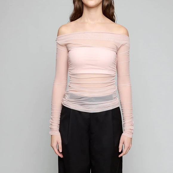 Brand New- Pixie Market Lydia Off The Shoulder Top in Dusty Pale Pink πβ¨ - Picture 6 of 12